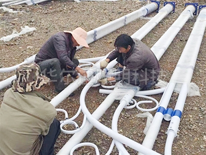 太陽能路燈組裝
